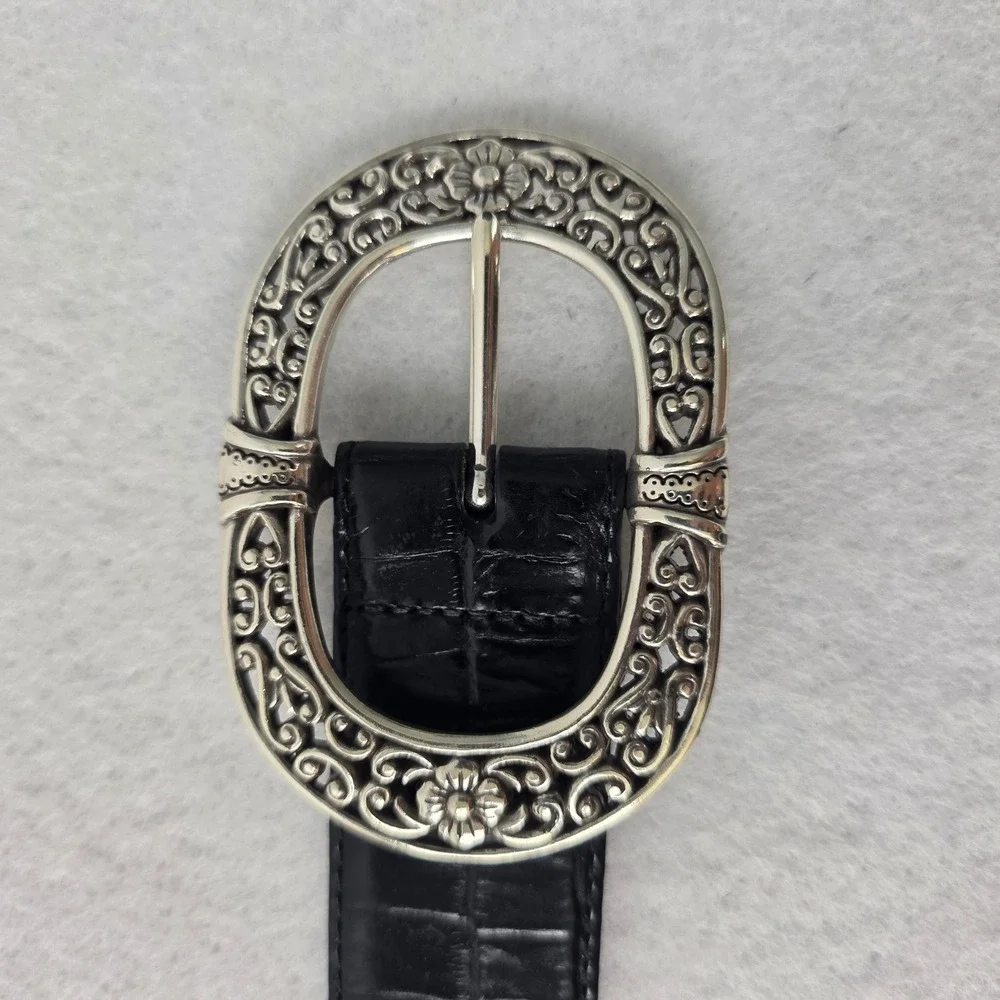Women's Black Crocodile Embossed Belt Silver Filigree Floral Buckle Size 34